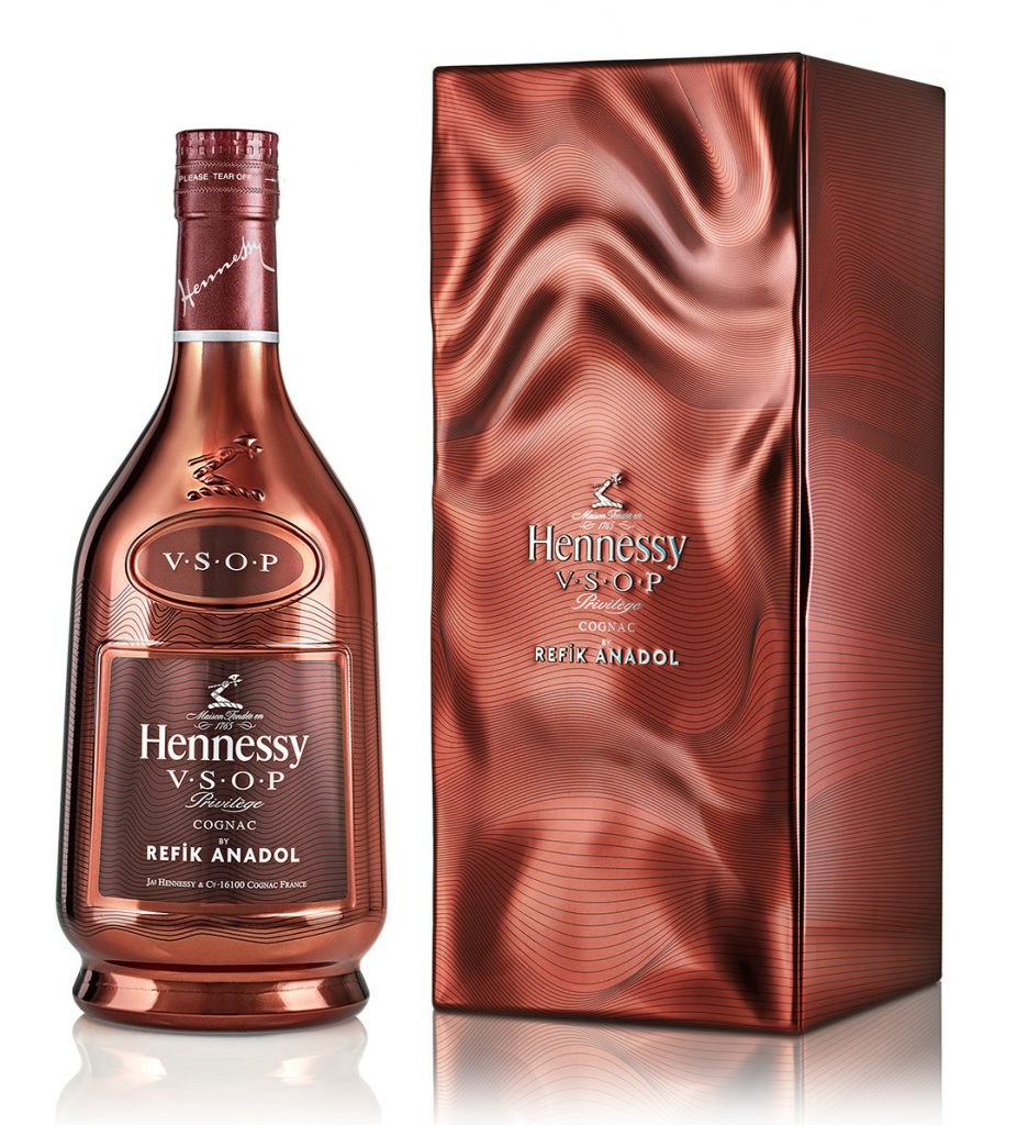 Hennessy-VSOP-Privilege-Limited-Edition-by-Refik-Anadol