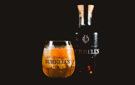 Burrells-oak-aged-gin-571x360