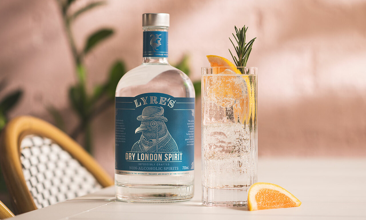 Lyres_Dry_London_Gin_And_Tonic